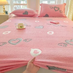 1pc Heart-Winged Fluffy Fitted Sheet, Pink, Long Plush, Birthday Gift, Christmas, Halloween, for Boys and Girls